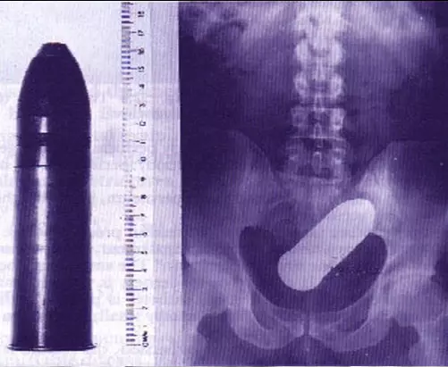 Гражданнарның арти юлларында 12 әйбер табылган (18+) 16116_12