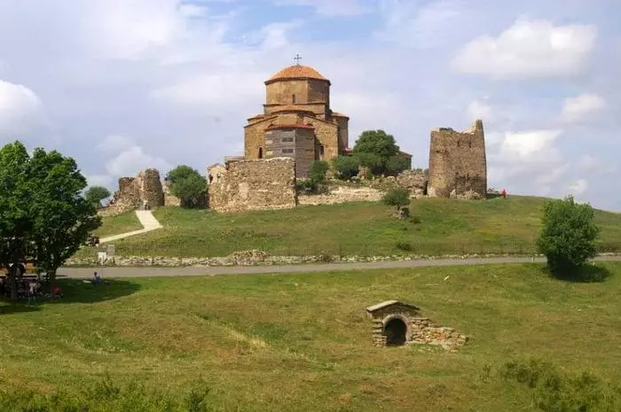 Gruziyaning 5 ta afsonalari, u erga borishdan oldin bilishlari kerak 35059_5