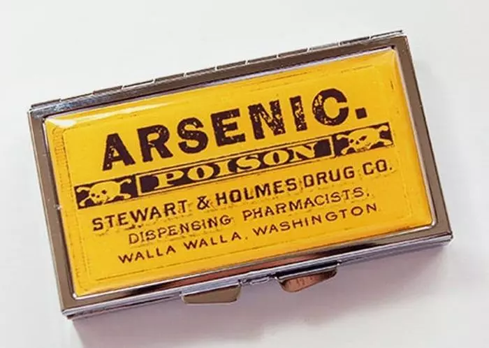 ARSENIC maka BBW, Etherma nke anwụrụ ọkụ na usoro ndị ọzọ mesoro nna nna anyị 35542_4