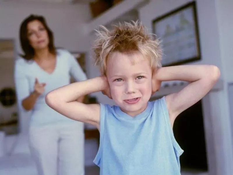 10 errores importantes para criar niños que admiten a casi todas las mamás 35700_1