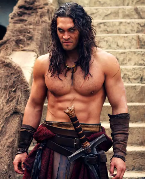 Momoa。