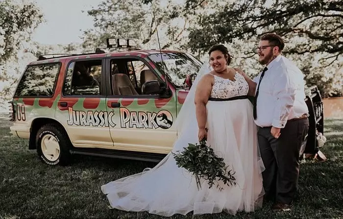 La pareja jugó una boda al estilo del 