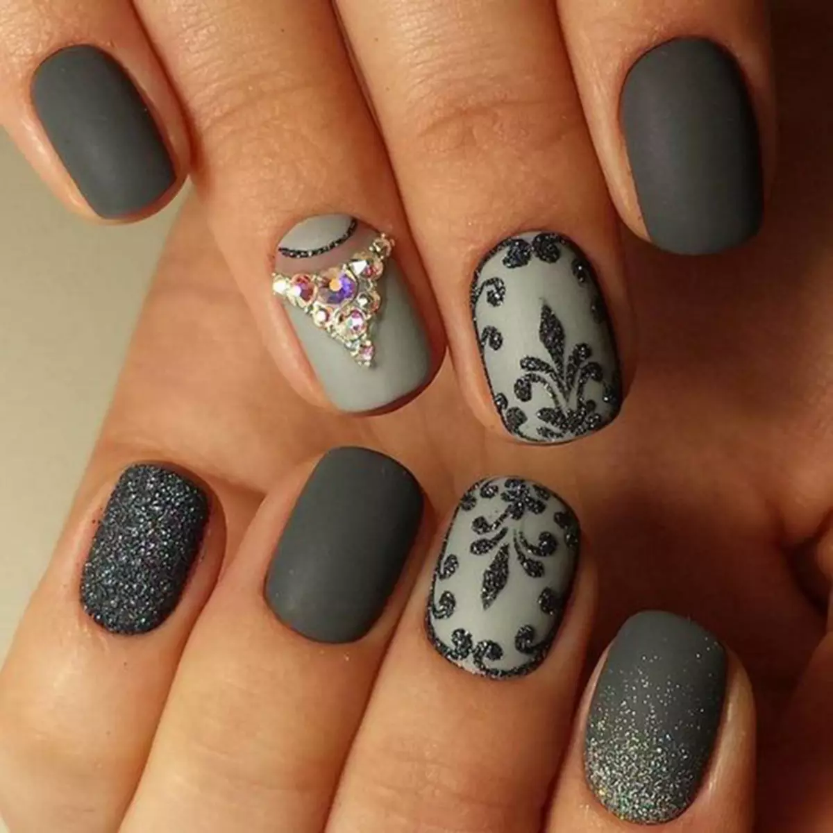 Nails37