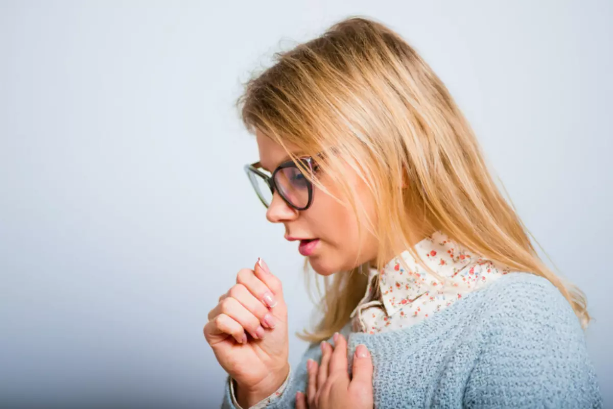 7 pravila života azmatike, pomažući da ne gori od inhalatora