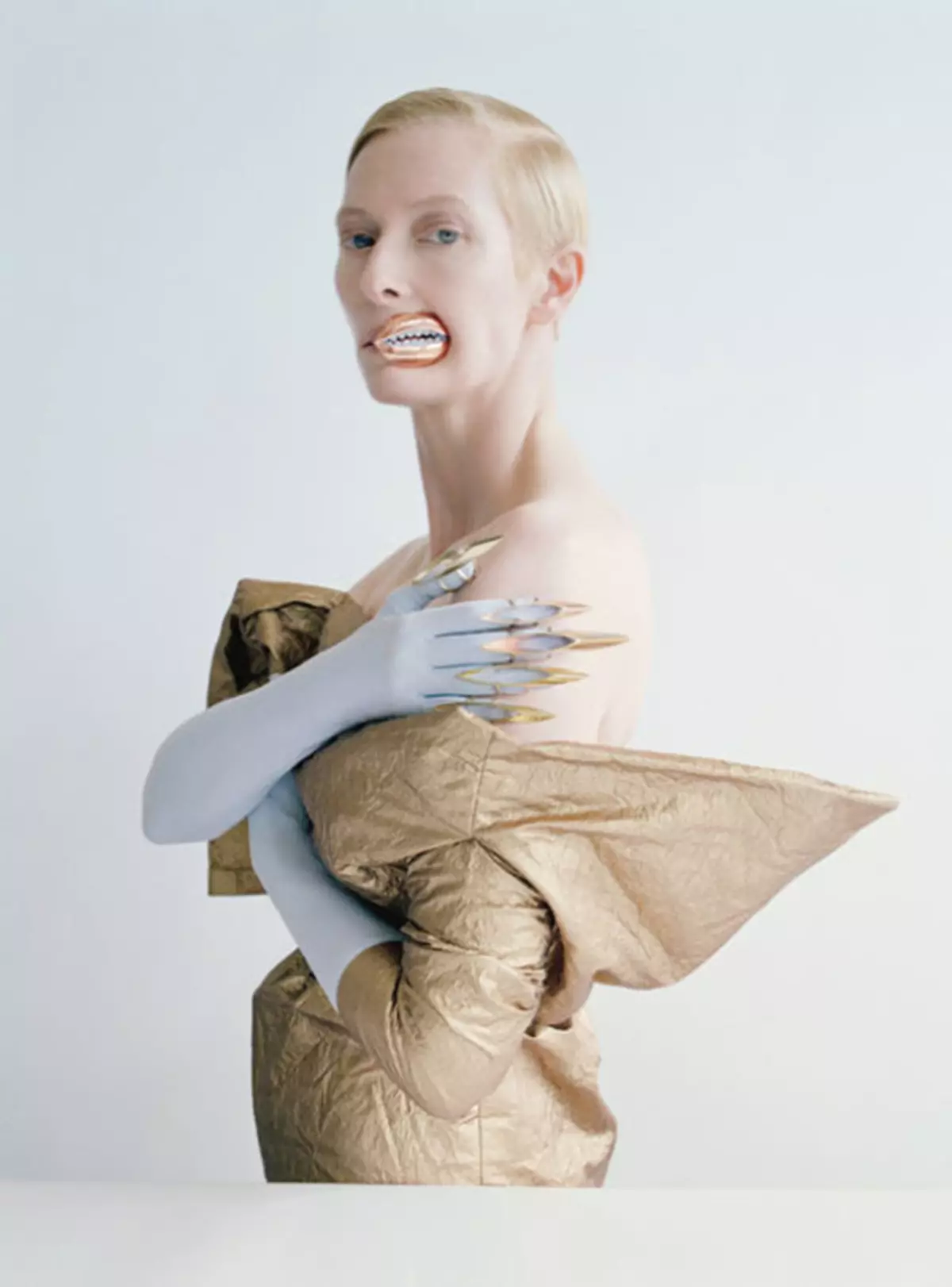 Tilda-walker-02