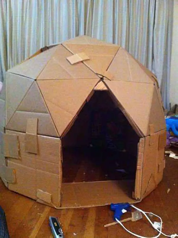 Kids-cardboard-box-aktiviteter-woohome-15-1