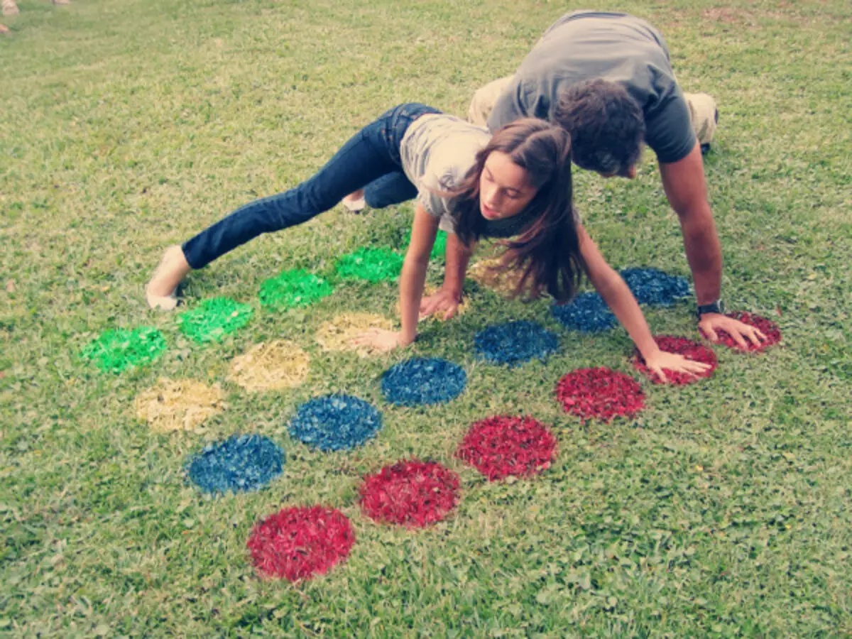 Outdoor-Twister1s