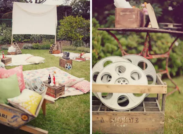 outdoor-movie-area-kids-will-loves