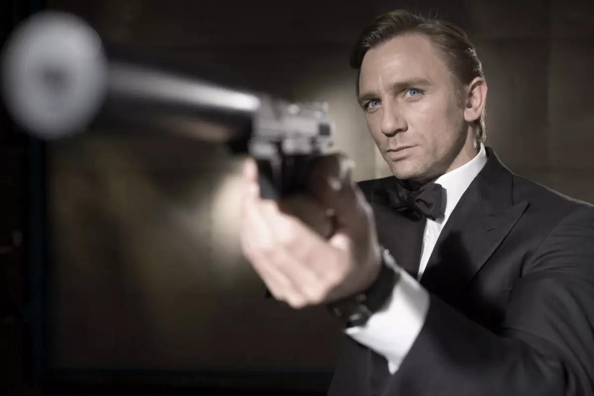 "Daniel Craig" nebėra obligacijų: aktorius atsisakė vaidmens už 100 mln