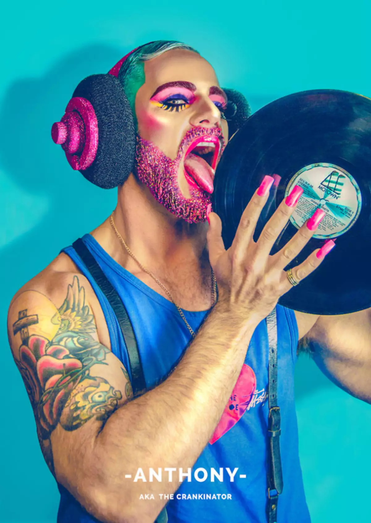 bearded-brutes-i-take-glitter-beard-themed-photographs-3__700