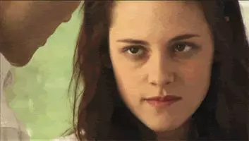 21 Umzuzu owomekelweyo xa une-nye umntu. NjengoKristen Stewart 39007_8