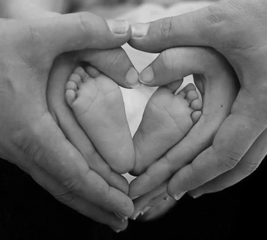 Newborn-Photo-Ideas-2