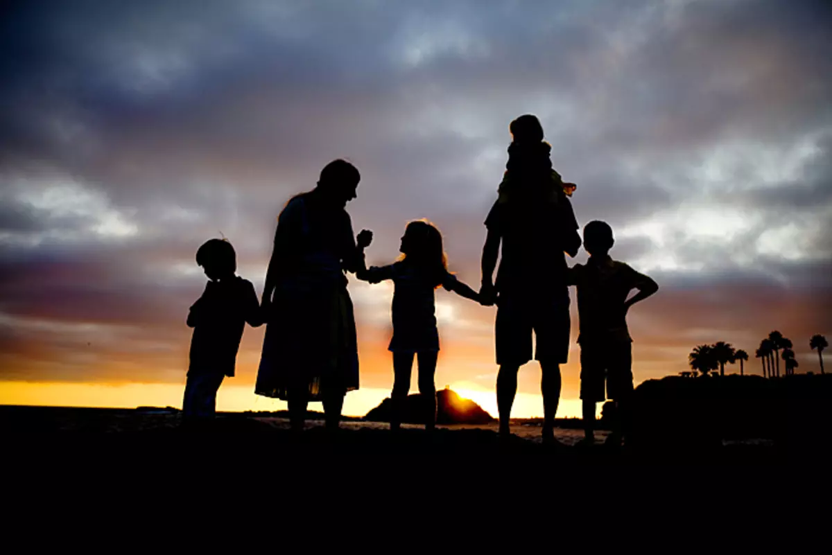 Familien-Silhouette-Bild1