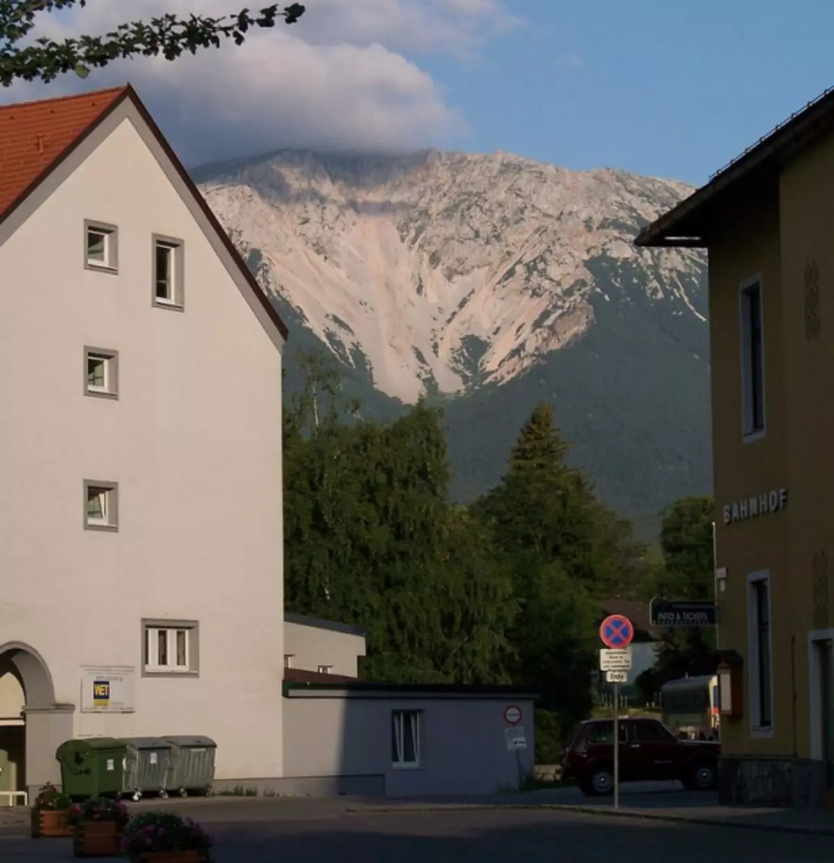 768px-puchberg_am_schneeberg-view_1