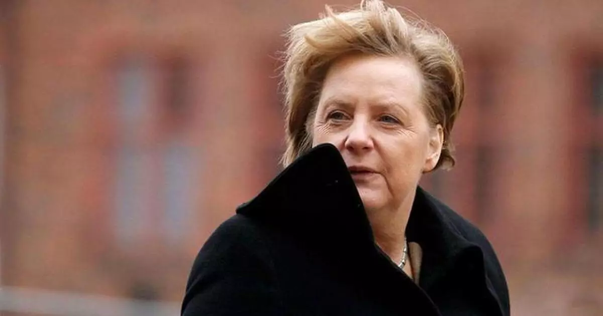 Metamorfose Angels Merkel: De Komsomolski da GDR ao chanceler alemão